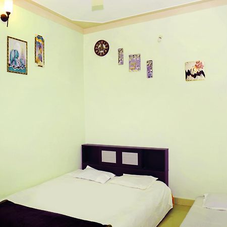 Shree Vinayak Guest House Ujjain Exterior photo